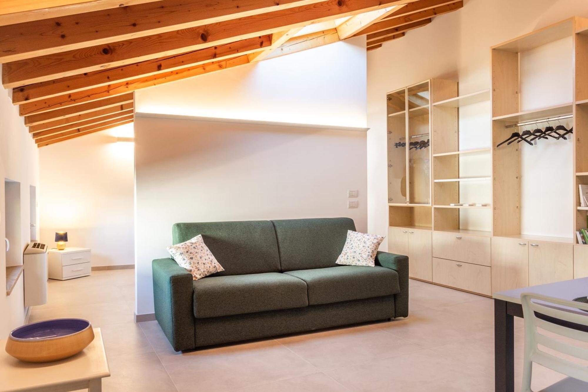 Achillea Apartment *